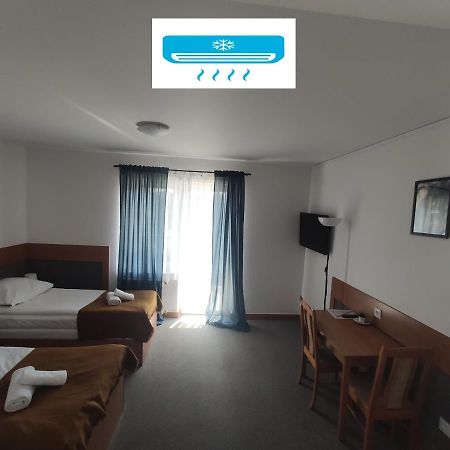 Aparthotel Arkadia ปวอตสก์ ภายนอก รูปภาพ