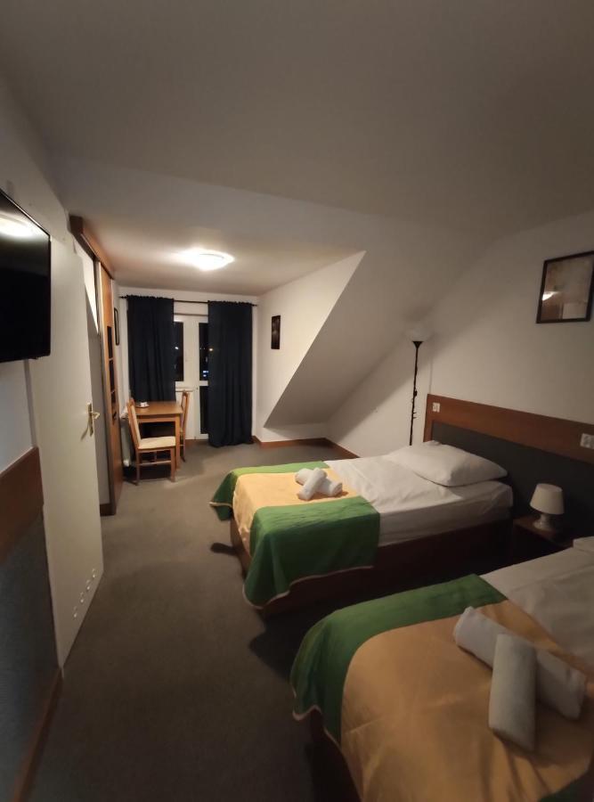 Aparthotel Arkadia ปวอตสก์ ภายนอก รูปภาพ